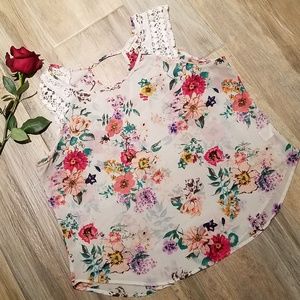 Love on a Hanger Floral Tank Top